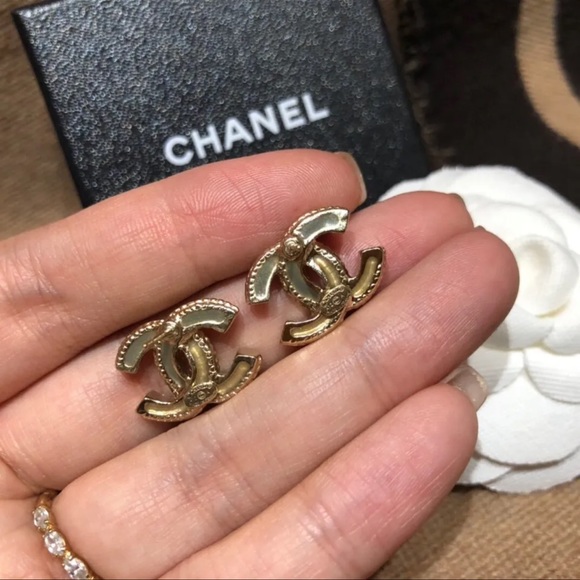 AUTH CHANEL CC Stud Earrings Teal Beige - Picture 4 of 9
